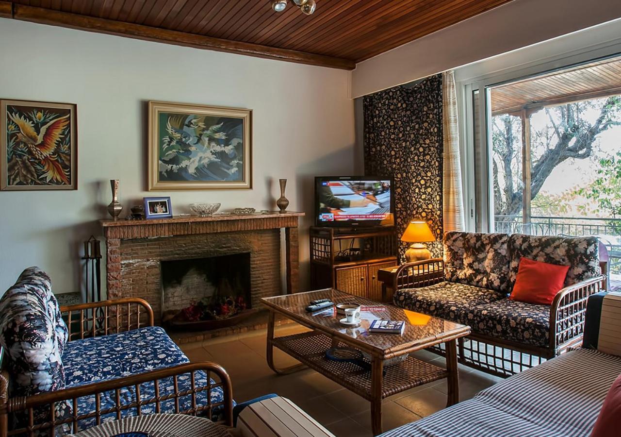 Marathos Beach House Marathón Eksteriør bilde